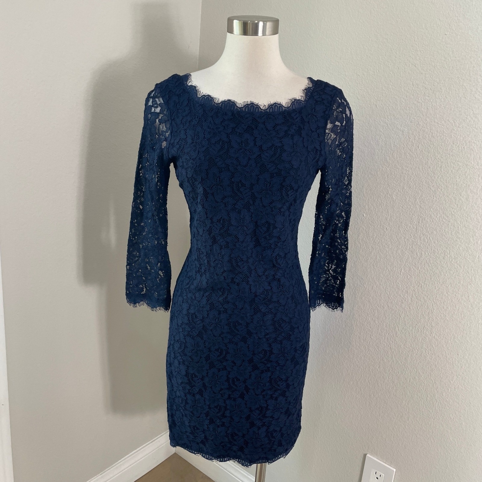 New Diane Von Furstenberg 6 Zarita Lace Dress Blue 3/4 Sleeve Sheath Cocktail